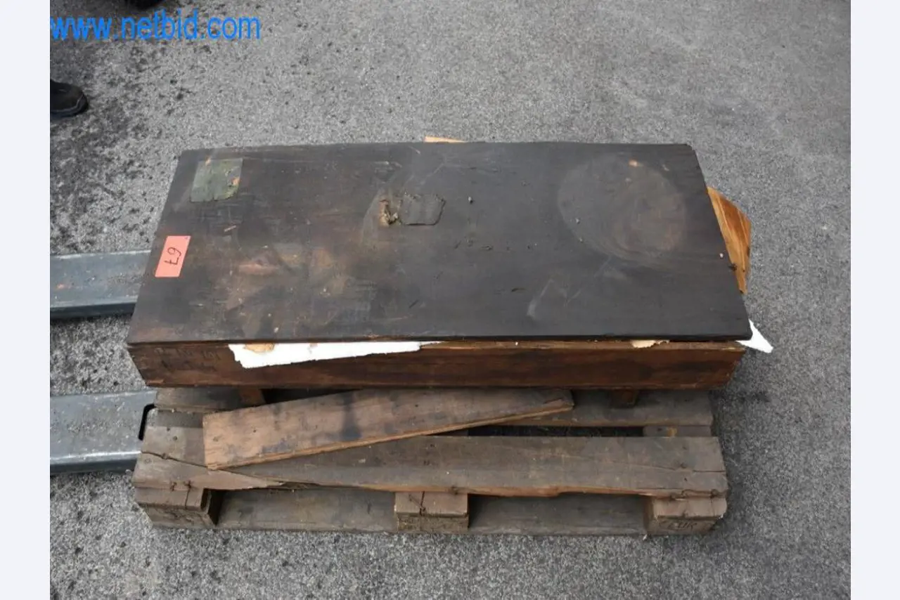 Máquinas, equipos operativos y accesorios de un líder mundial en el mercado de sistemas de tensado de cadenas.-3