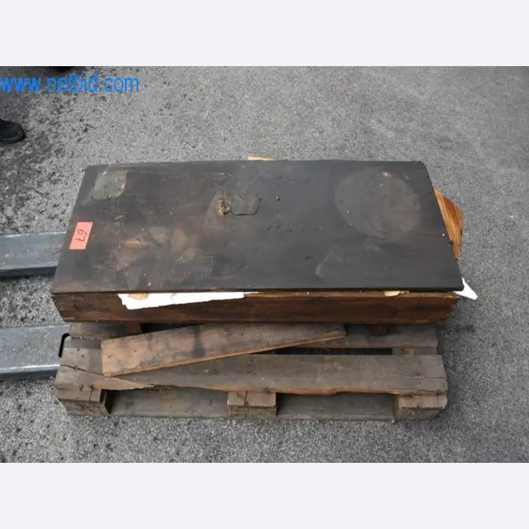 Máquinas, equipos operativos y accesorios de un líder mundial en el mercado de sistemas de tensado de cadenas.-3