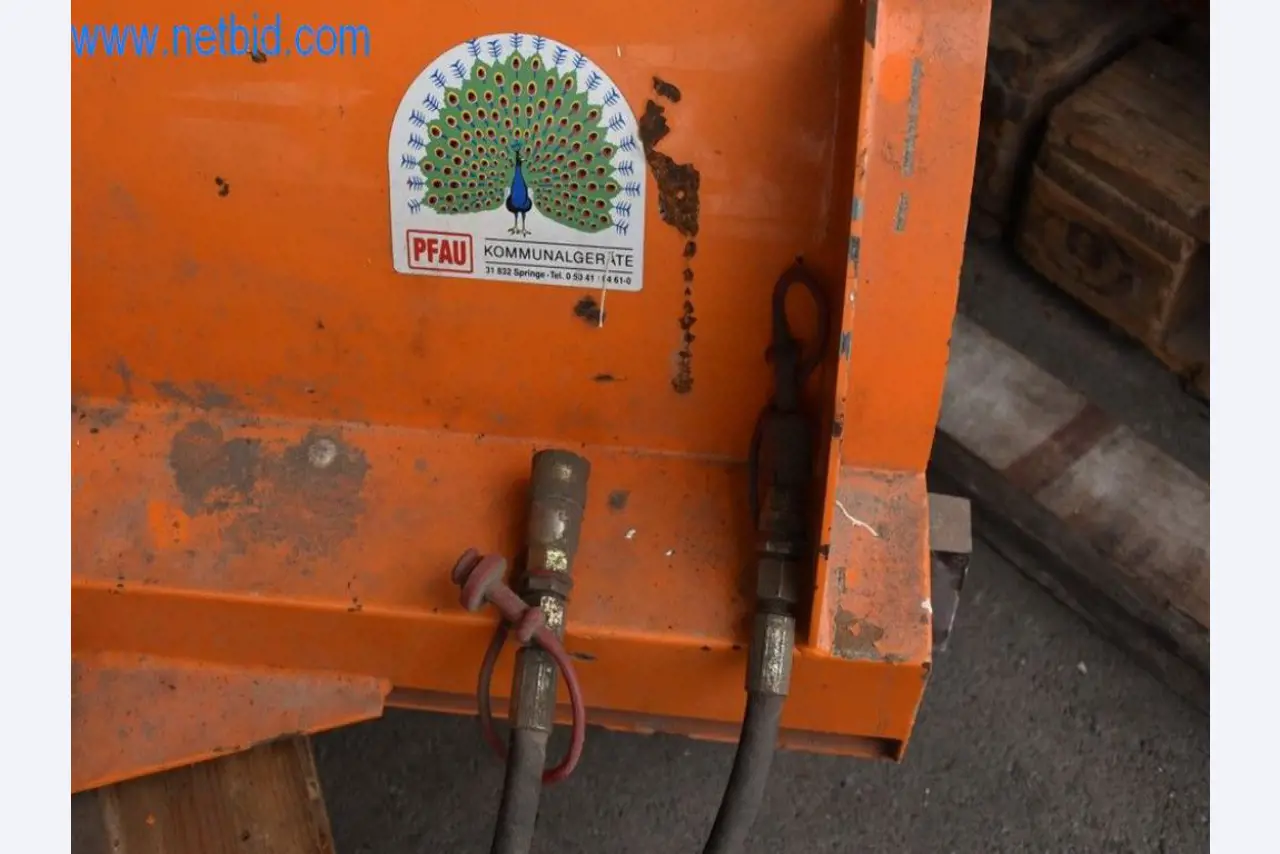 Na voljo so stroji, delovna oprema in dodatki vodilnega svetovnega proizvajalca sistemov za napenjanje verig-4