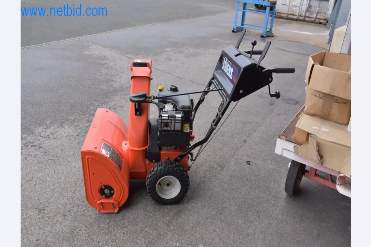 Frei werdende Maschinen, Betriebseinrichtungen und Zubehör eines Weltmarktführers für Kettenspannsysteme-1