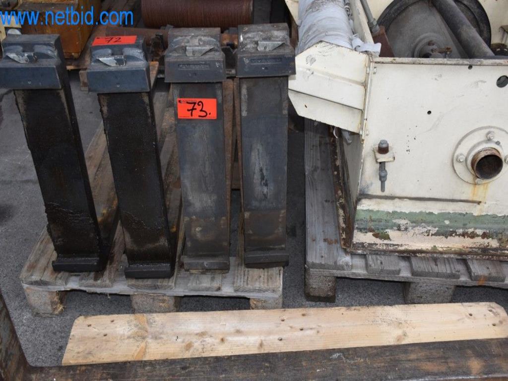 Stroje, provozní zařízení a příslušenství předního světového výrobce napínacích systémů řetězů jsou k dispozici.-2