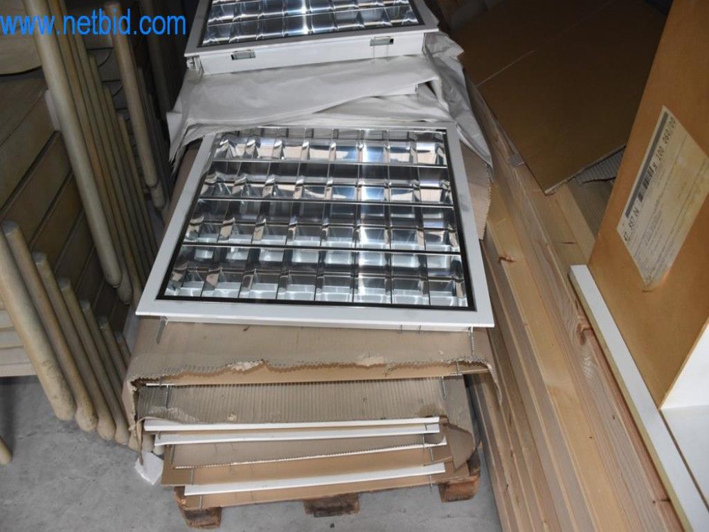 Máquinas, equipos operativos y accesorios de un líder mundial en el mercado de sistemas de tensado de cadenas.-7