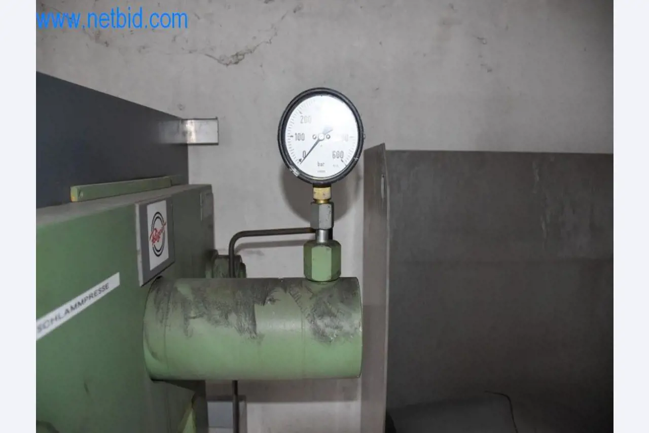 Stroje, provozní zařízení a příslušenství předního světového výrobce napínacích systémů řetězů jsou k dispozici.-3