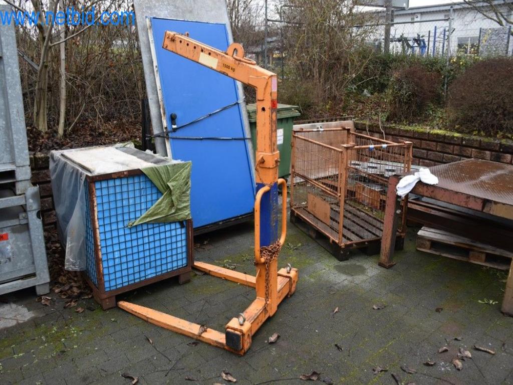 Máquinas, equipos operativos y accesorios de un líder mundial en el mercado de sistemas de tensado de cadenas.-1