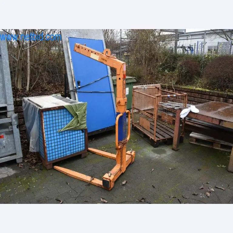 Máquinas, equipos operativos y accesorios de un líder mundial en el mercado de sistemas de tensado de cadenas.-1