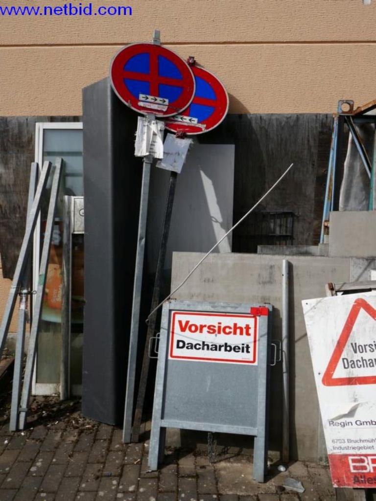 BGA, zapasy, materiały montażowe i pojazdy z działu pokryć dachowych-1