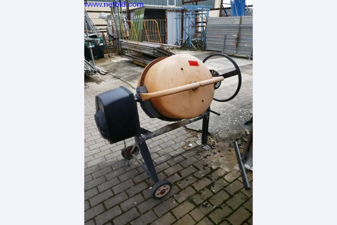 BGA, zásoby, montážní materiál a vozidla z divize střešních krytin.-2