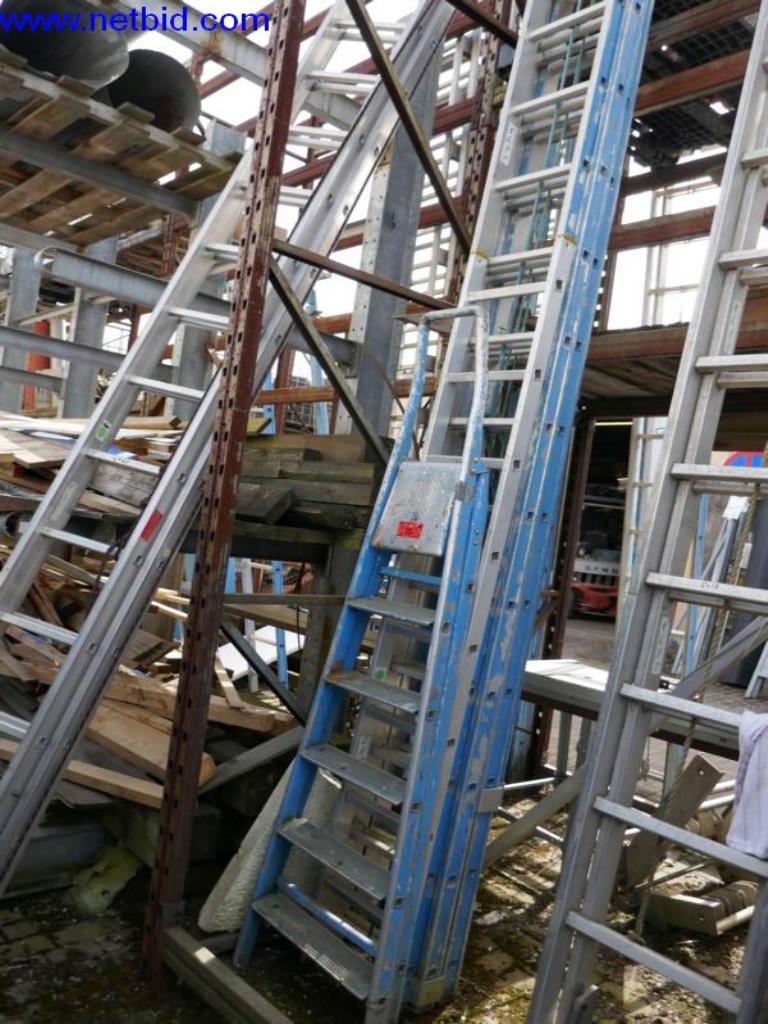 BGA, Warenvorräte, Montagematerial und Fahrzeuge aus dem Bereich Dachdeckerei-1