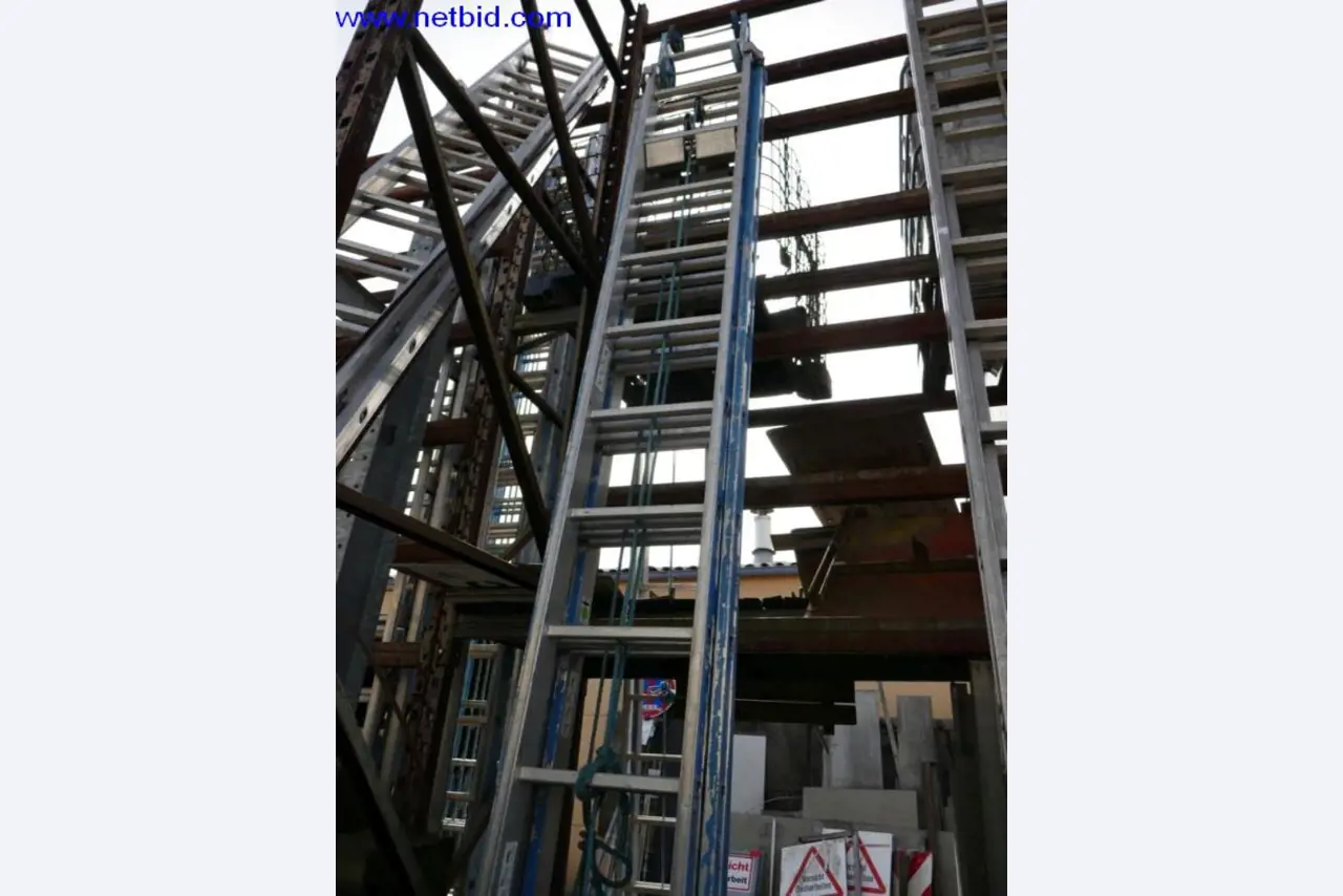 BGA, Warenvorräte, Montagematerial und Fahrzeuge aus dem Bereich Dachdeckerei-2