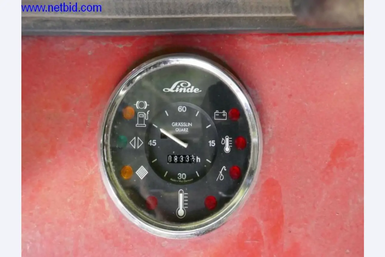 Operating and office equipment, inventories, assembly material and vehicles from the roofing sector-6