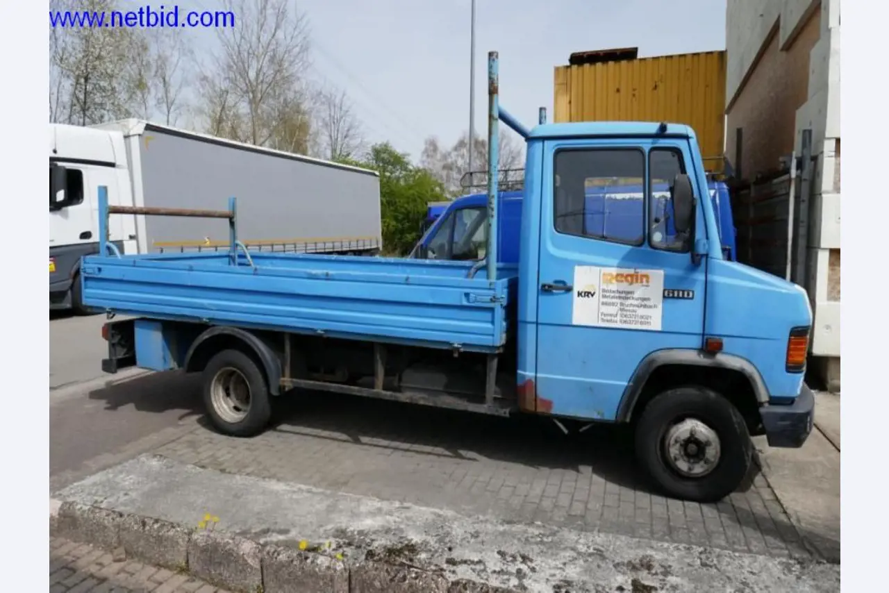 BGA, Warenvorräte, Montagematerial und Fahrzeuge aus dem Bereich Dachdeckerei-10