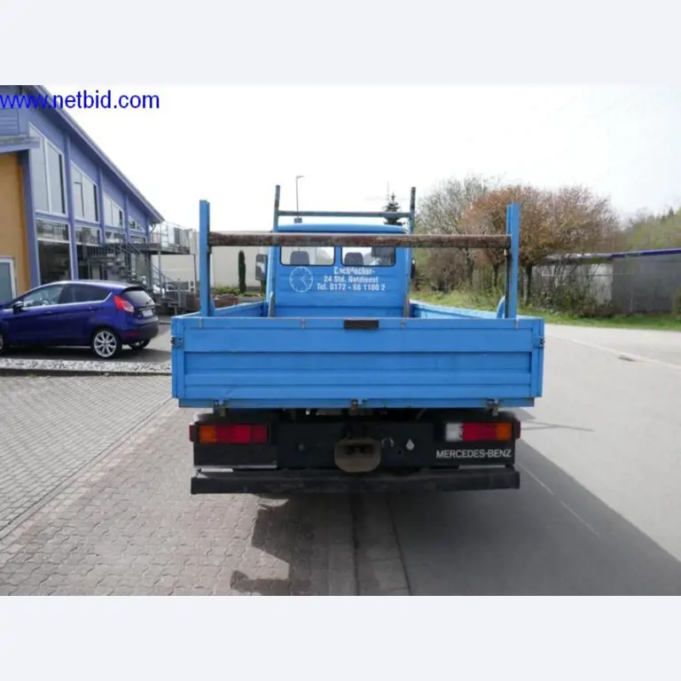 BGA, Warenvorräte, Montagematerial und Fahrzeuge aus dem Bereich Dachdeckerei-3
