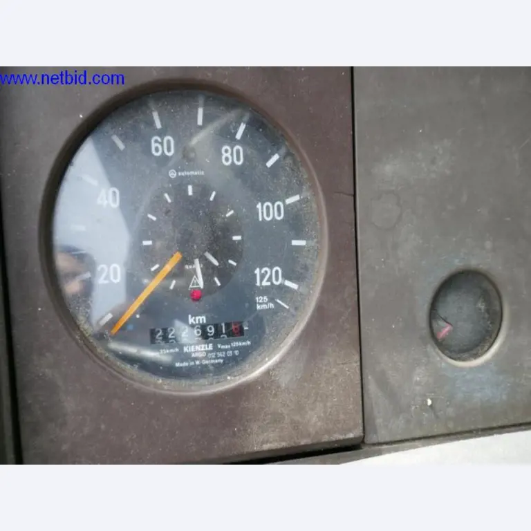 BGA, Warenvorräte, Montagematerial und Fahrzeuge aus dem Bereich Dachdeckerei-5