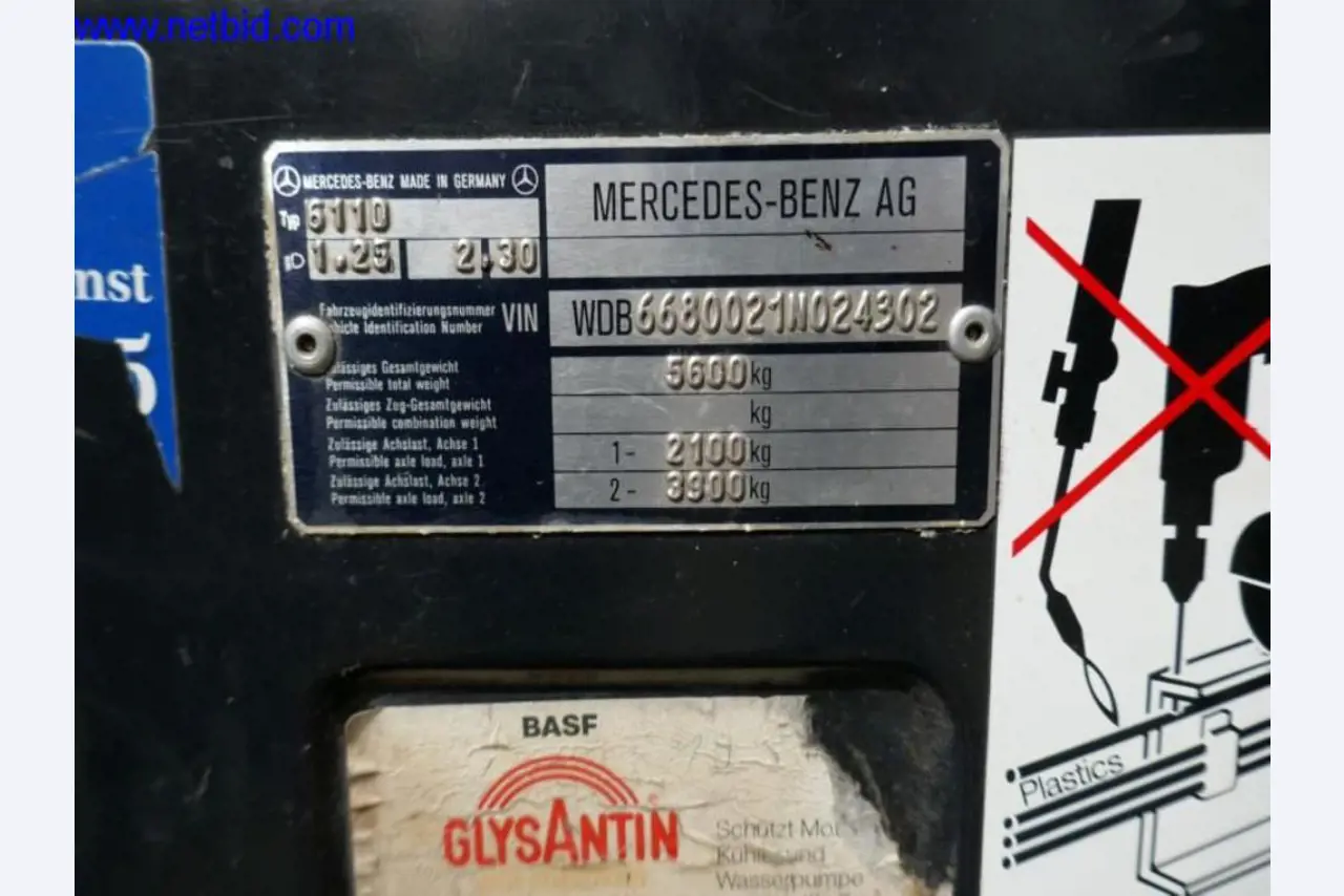 BGA, Warenvorräte, Montagematerial und Fahrzeuge aus dem Bereich Dachdeckerei-7