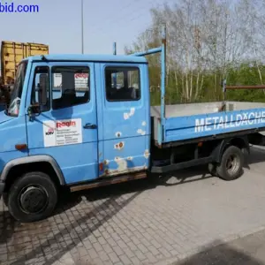 Camión Mercedes-Benz 614 D Doka