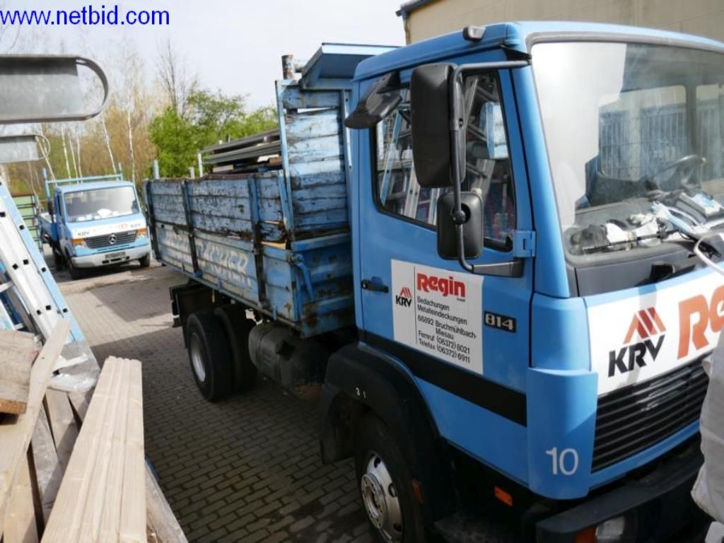 BGA, zapasy, materiały montażowe i pojazdy z działu pokryć dachowych-1