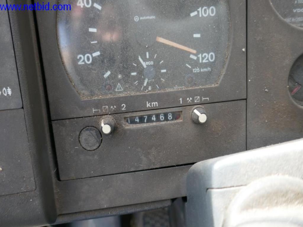 BGA, zapasy, materiały montażowe i pojazdy z działu pokryć dachowych-2