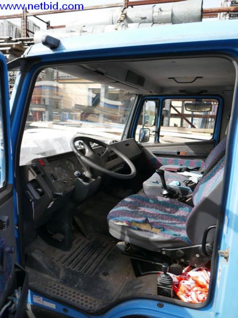 BGA, zapasy, materiały montażowe i pojazdy z działu pokryć dachowych-3