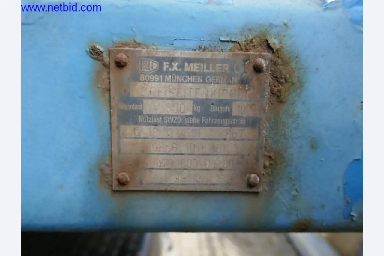 BGA, Warenvorräte, Montagematerial und Fahrzeuge aus dem Bereich Dachdeckerei-6