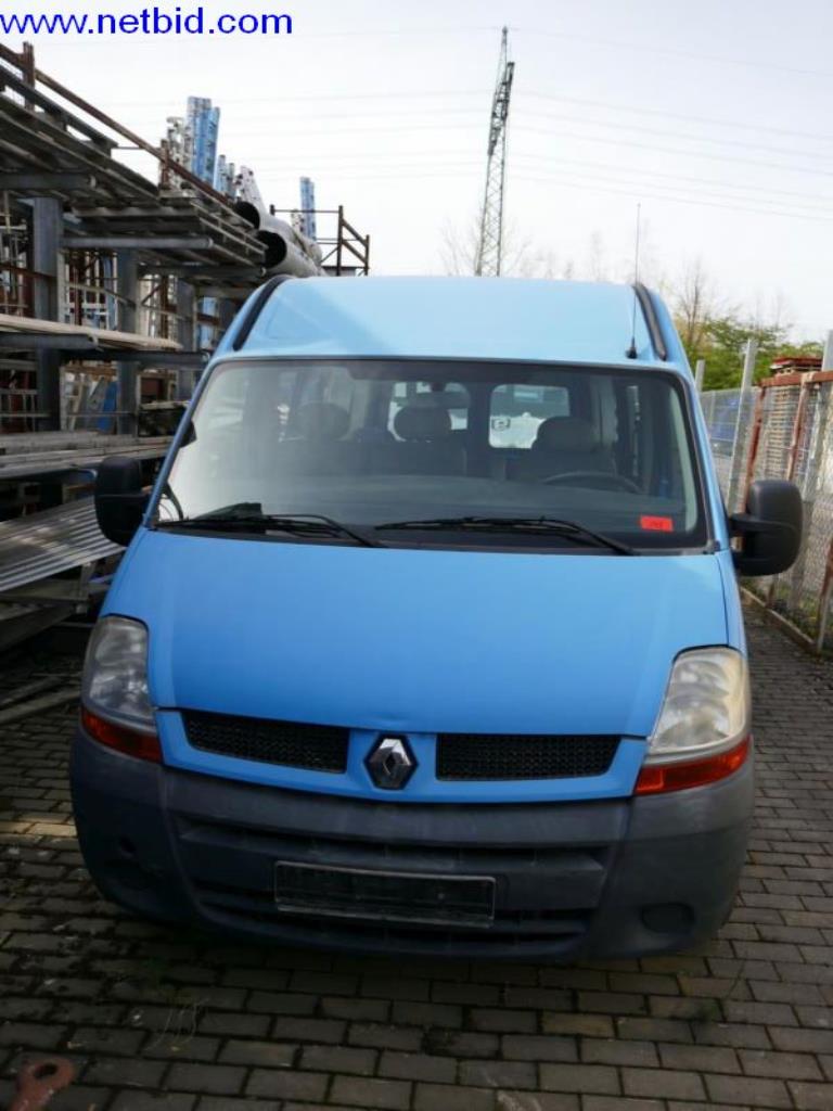 BGA, zapasy, materiały montażowe i pojazdy z działu pokryć dachowych-1