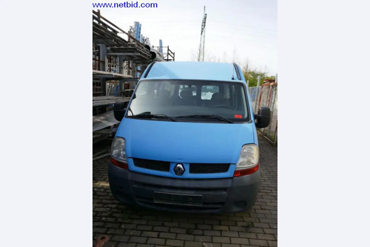 BGA, zapasy, materiały montażowe i pojazdy z działu pokryć dachowych-1