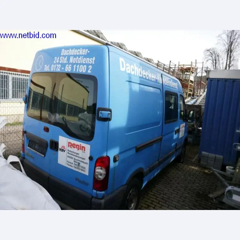 BGA, zapasy, materiały montażowe i pojazdy z działu pokryć dachowych-2