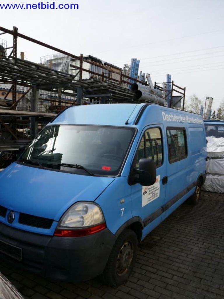 BGA, zapasy, materiały montażowe i pojazdy z działu pokryć dachowych-3