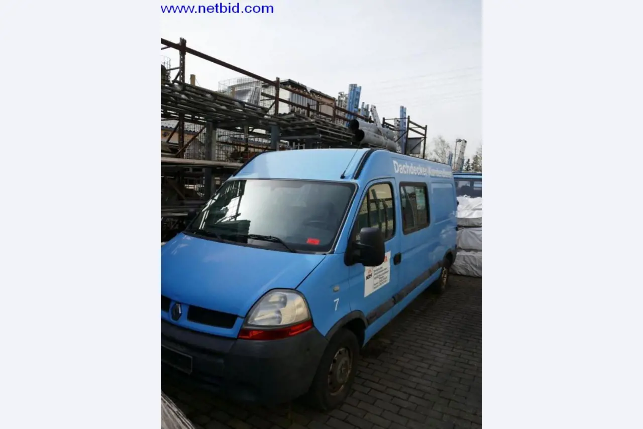 BGA, zapasy, materiały montażowe i pojazdy z działu pokryć dachowych-3