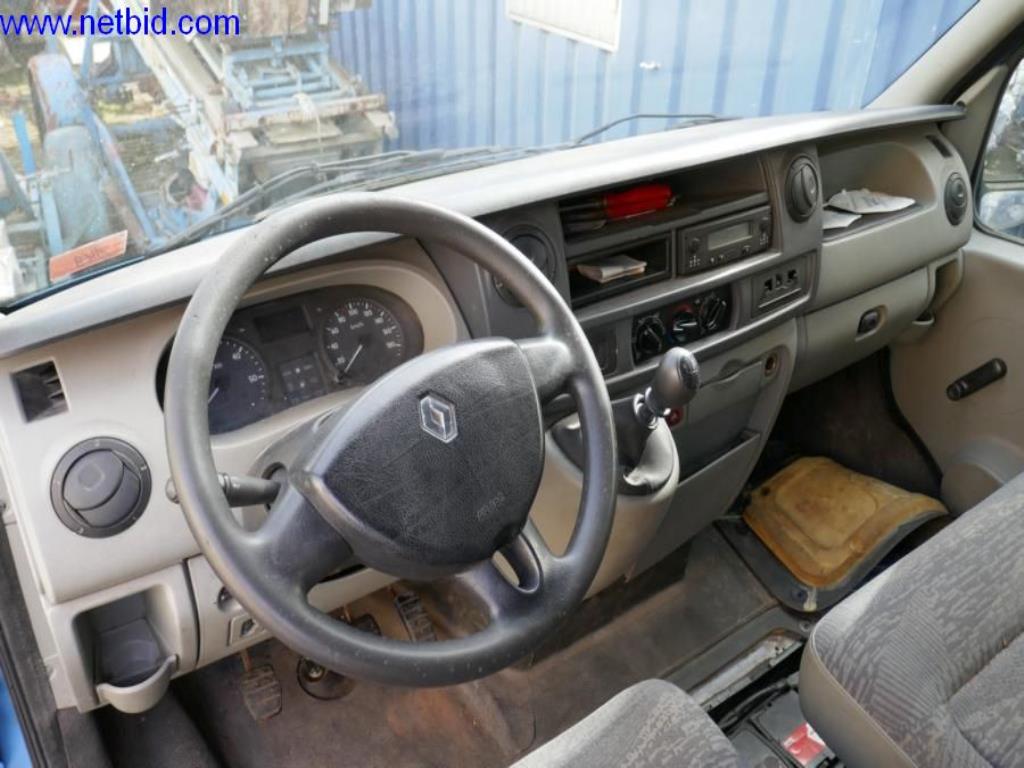 BGA, zapasy, materiały montażowe i pojazdy z działu pokryć dachowych-6