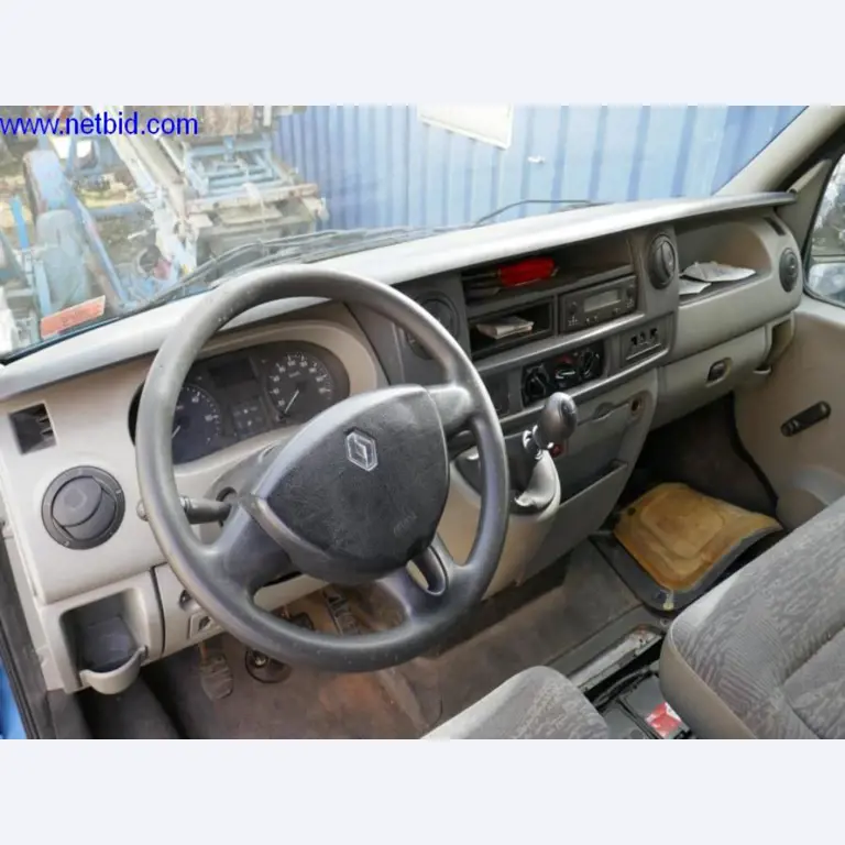 BGA, zapasy, materiały montażowe i pojazdy z działu pokryć dachowych-6