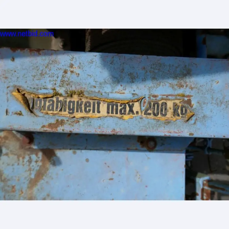 BGA, inventarios, materiales de montaje y vehículos de la división de techos-4