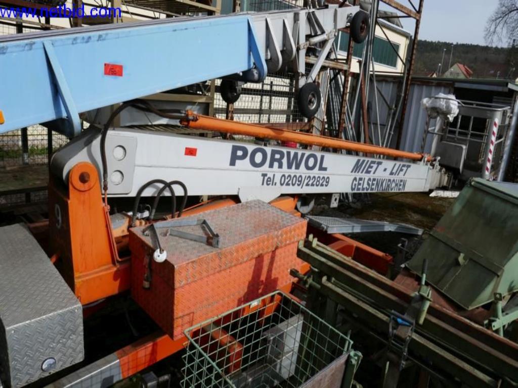 BGA, Warenvorräte, Montagematerial und Fahrzeuge aus dem Bereich Dachdeckerei-1