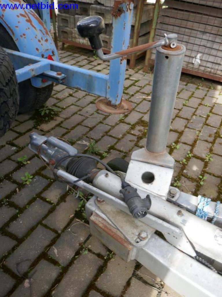 BGA, Warenvorräte, Montagematerial und Fahrzeuge aus dem Bereich Dachdeckerei-4