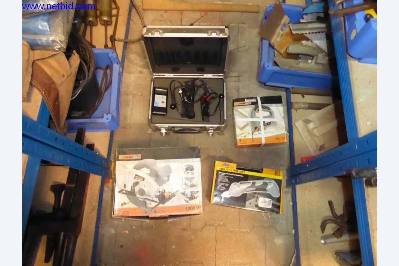 BGA, inventarios, materiales de montaje y vehículos de la división de techos-1