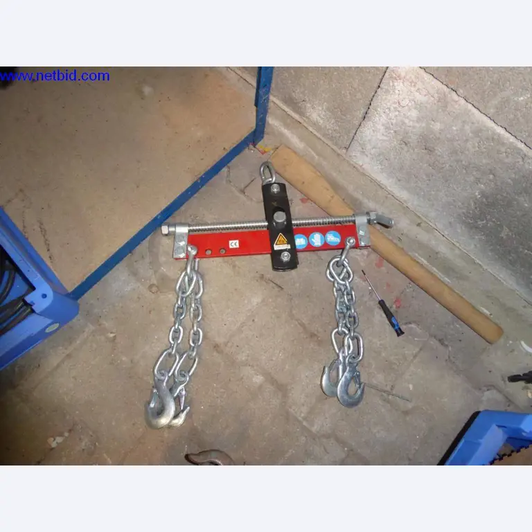 BGA, Warenvorräte, Montagematerial und Fahrzeuge aus dem Bereich Dachdeckerei-3