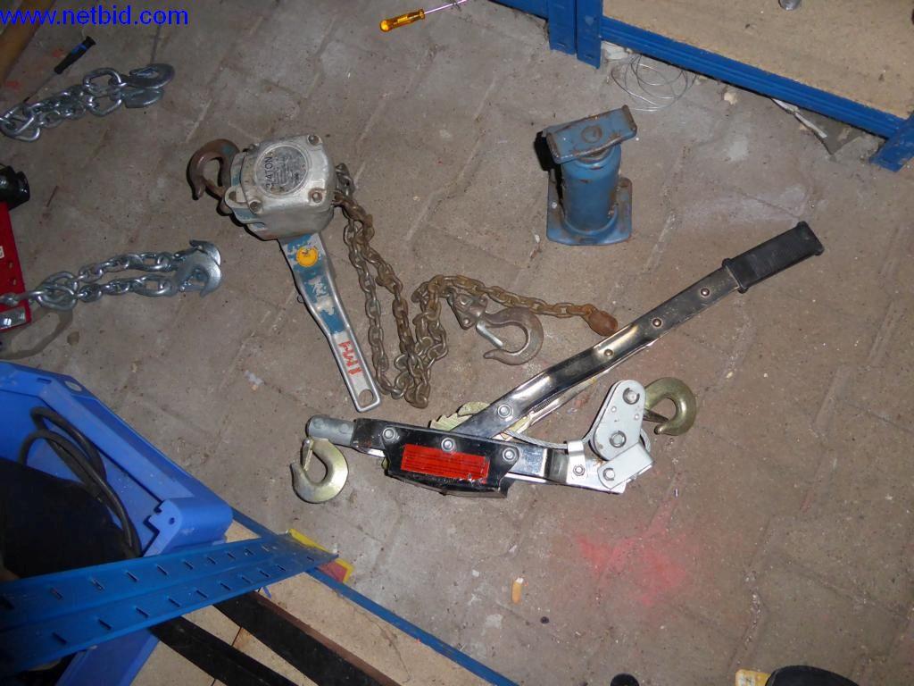 BGA, Warenvorräte, Montagematerial und Fahrzeuge aus dem Bereich Dachdeckerei-4