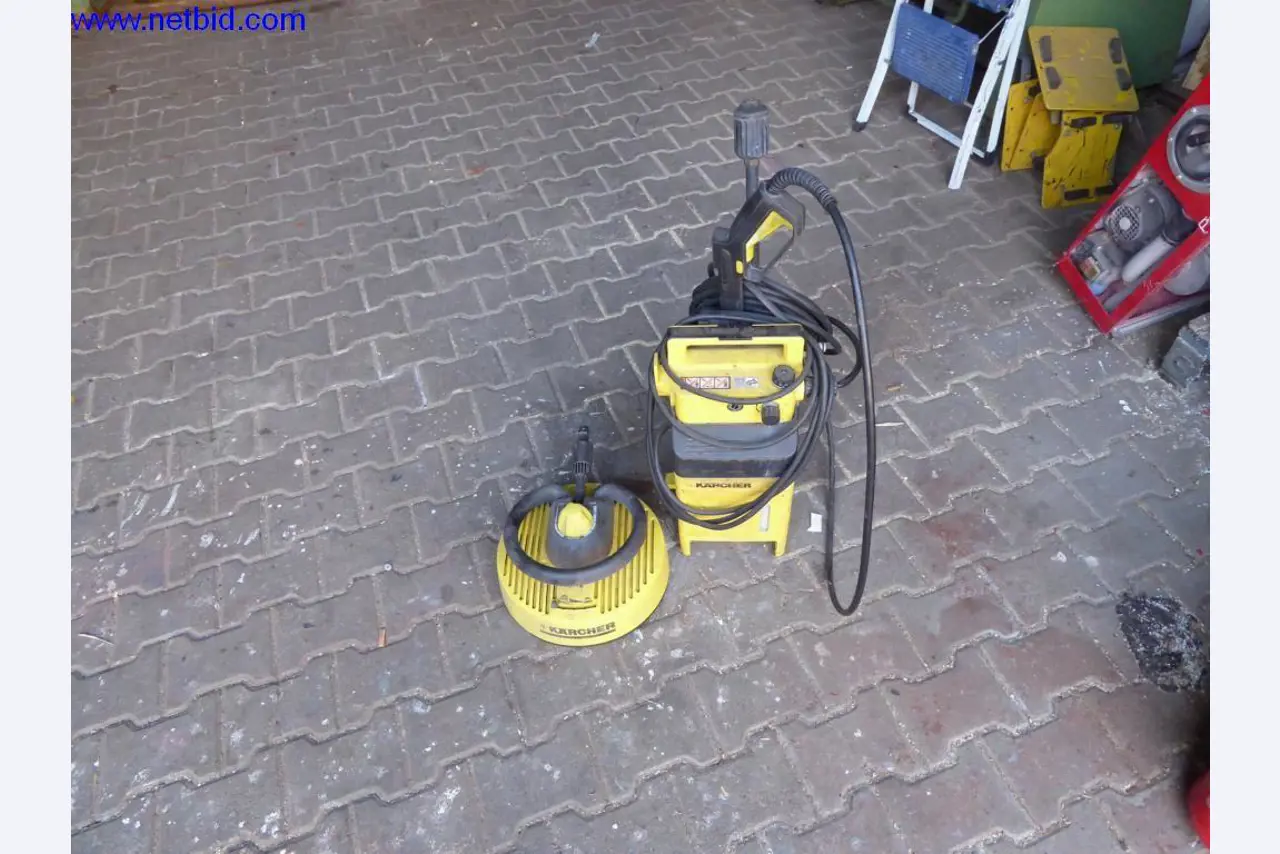 BGA, Warenvorräte, Montagematerial und Fahrzeuge aus dem Bereich Dachdeckerei-2