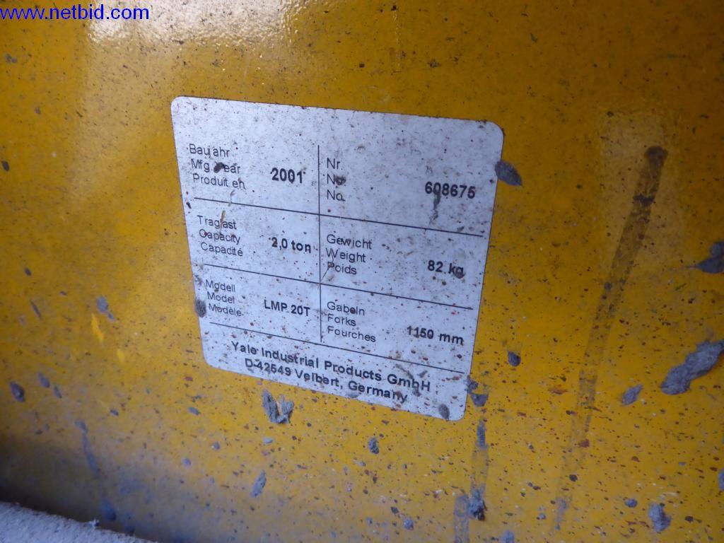 BGA, Warenvorräte, Montagematerial und Fahrzeuge aus dem Bereich Dachdeckerei-2