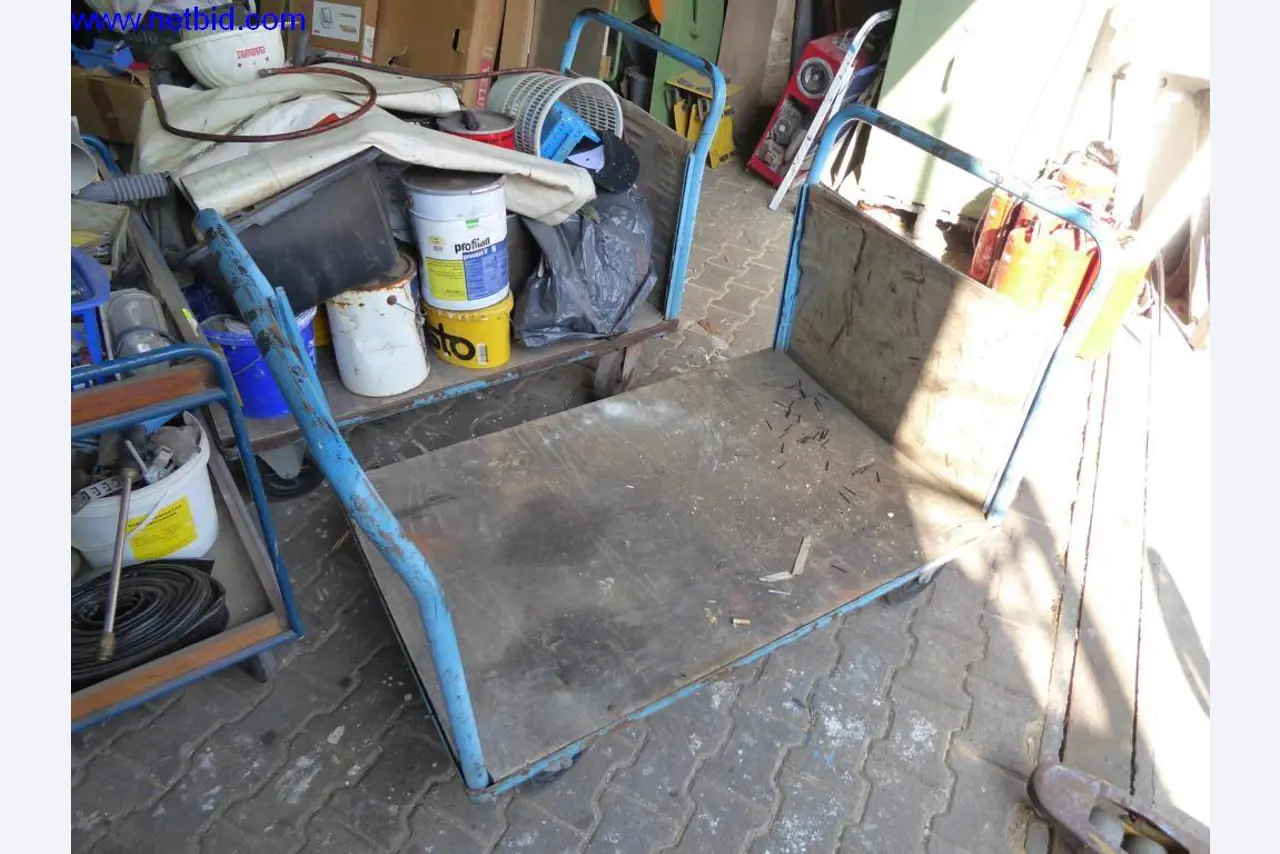 BGA, Warenvorräte, Montagematerial und Fahrzeuge aus dem Bereich Dachdeckerei-2