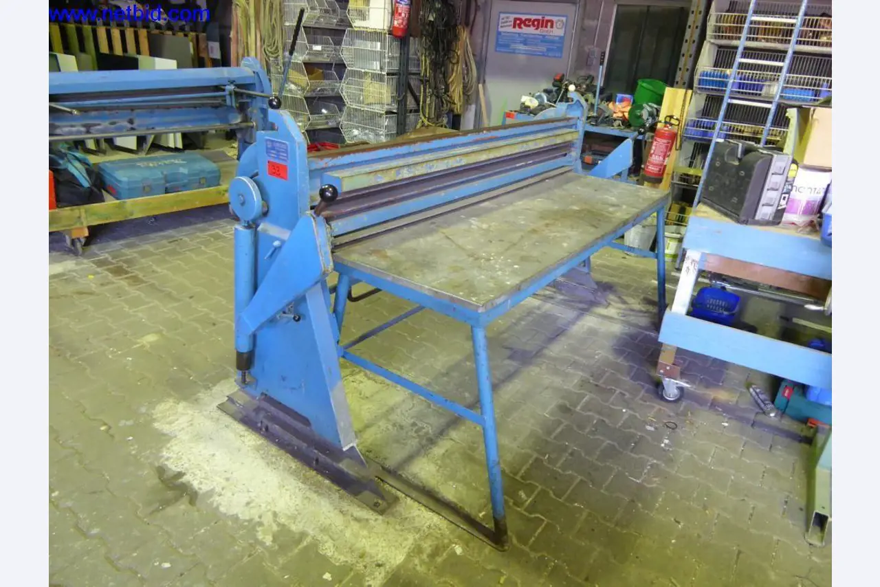 Operating and office equipment, inventories, assembly material and vehicles from the roofing sector-2