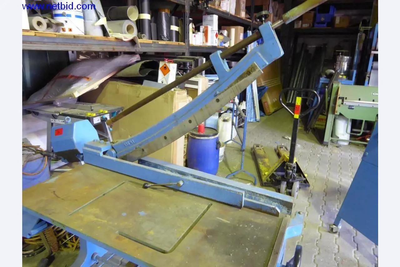 BGA, Warenvorräte, Montagematerial und Fahrzeuge aus dem Bereich Dachdeckerei-3