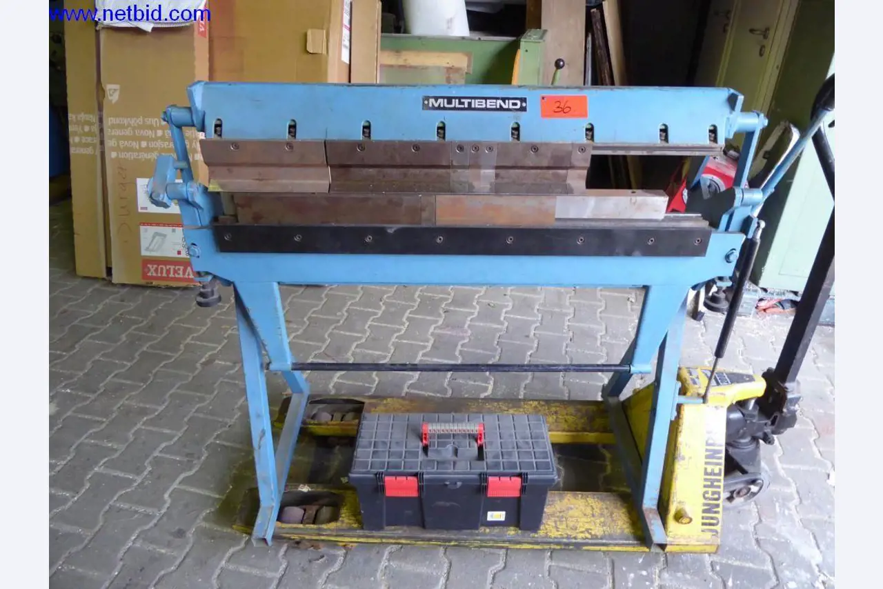 Operating and office equipment, inventories, assembly material and vehicles from the roofing sector-1