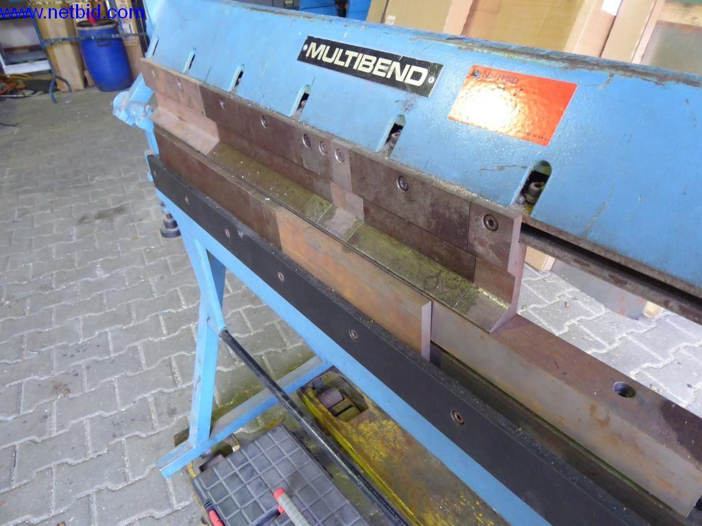 BGA, zapasy, materiały montażowe i pojazdy z działu pokryć dachowych-2