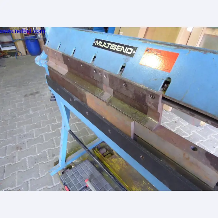 Operating and office equipment, inventories, assembly material and vehicles from the roofing sector-2