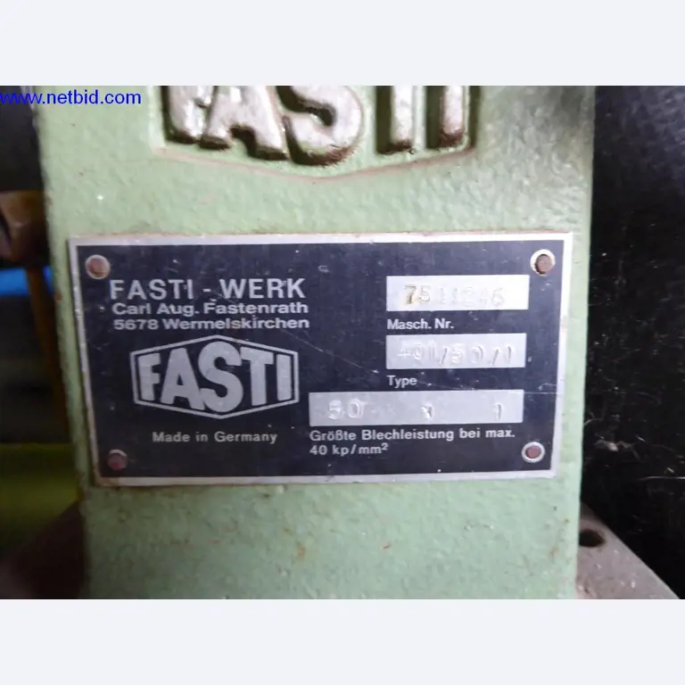 BGA, Warenvorräte, Montagematerial und Fahrzeuge aus dem Bereich Dachdeckerei-2