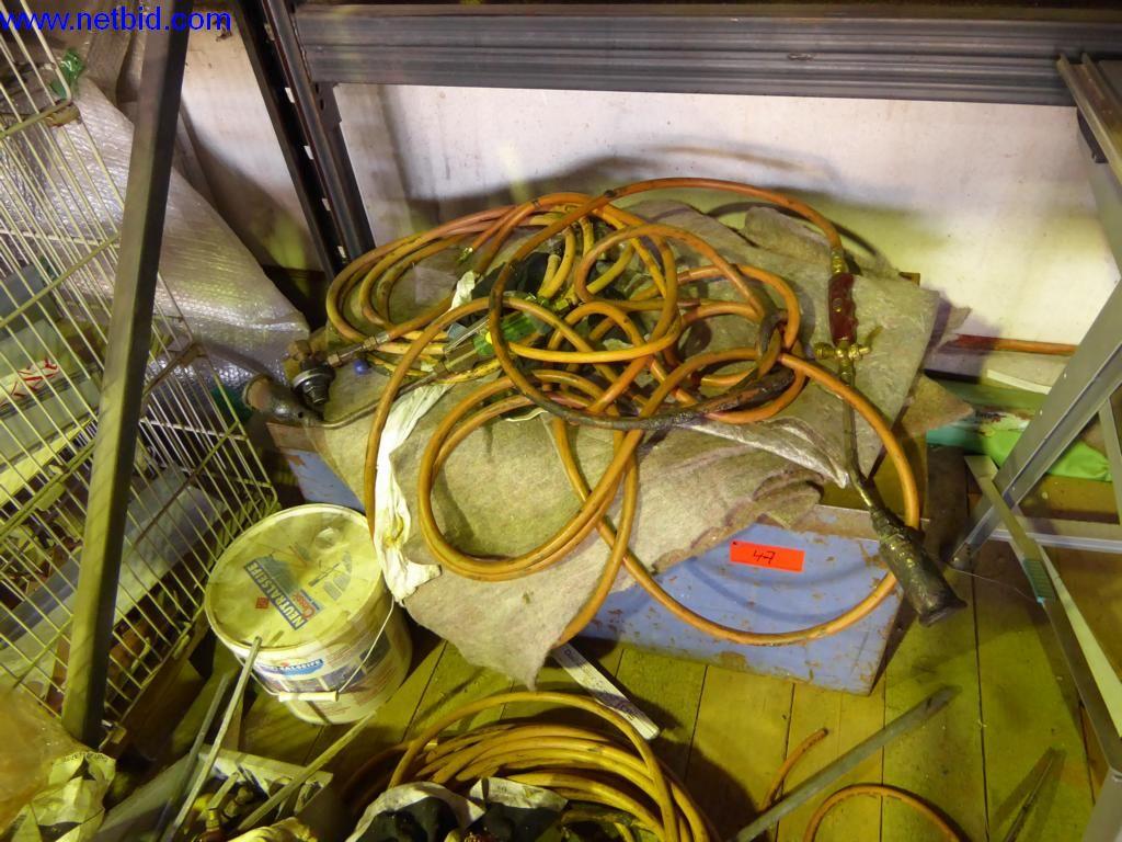 BGA, Warenvorräte, Montagematerial und Fahrzeuge aus dem Bereich Dachdeckerei-1