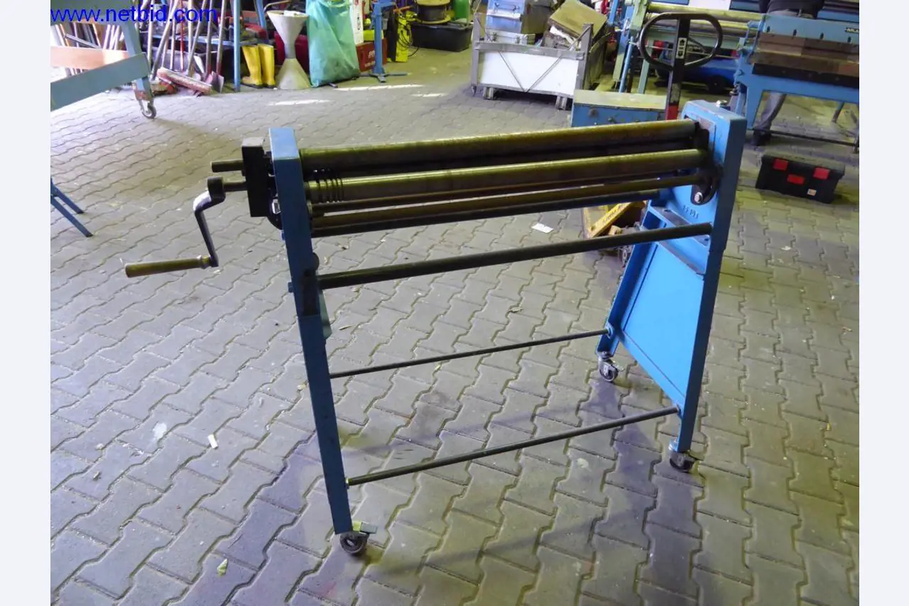 BGA, Warenvorräte, Montagematerial und Fahrzeuge aus dem Bereich Dachdeckerei-2