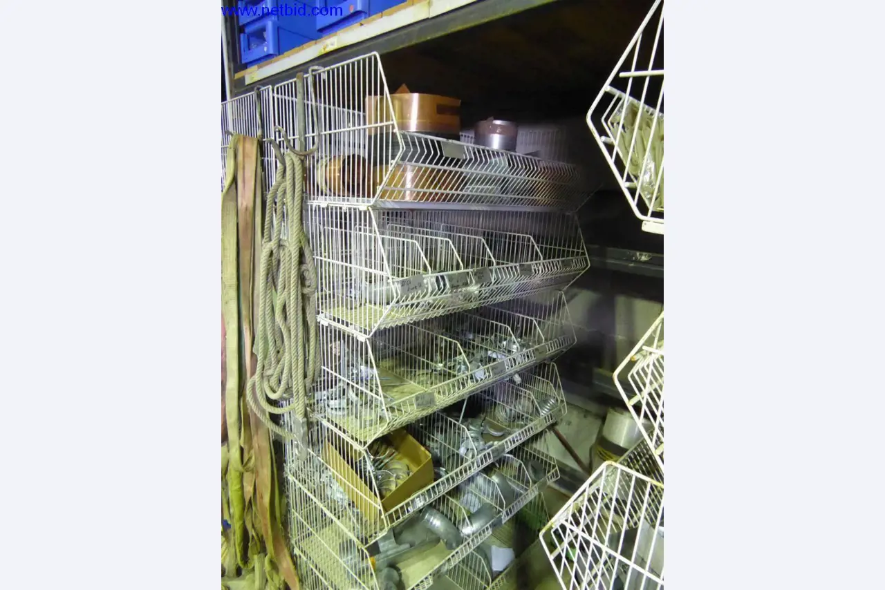 BGA, inventarios, materiales de montaje y vehículos de la división de techos-8