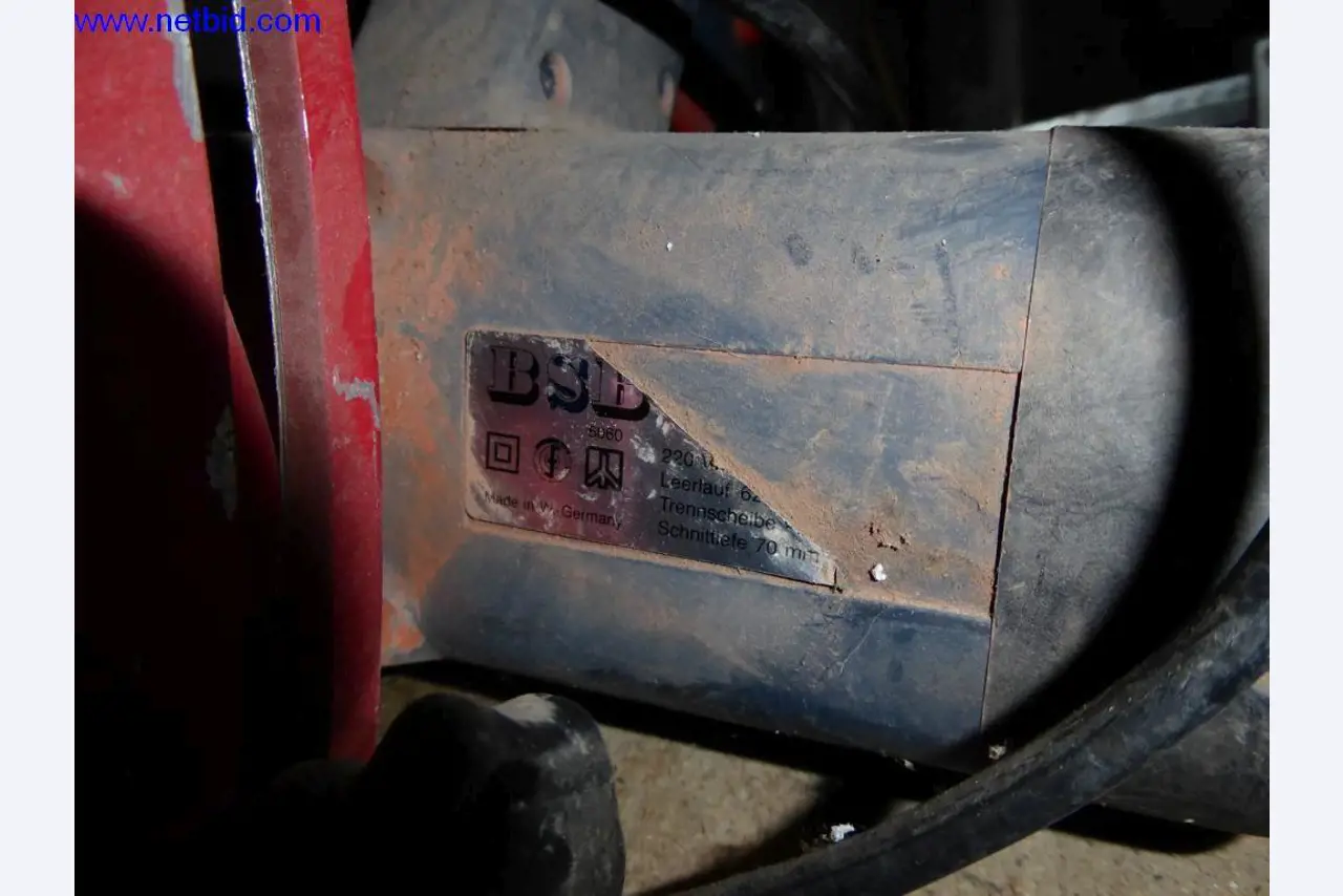 BGA, inventarios, materiales de montaje y vehículos de la división de techos-1