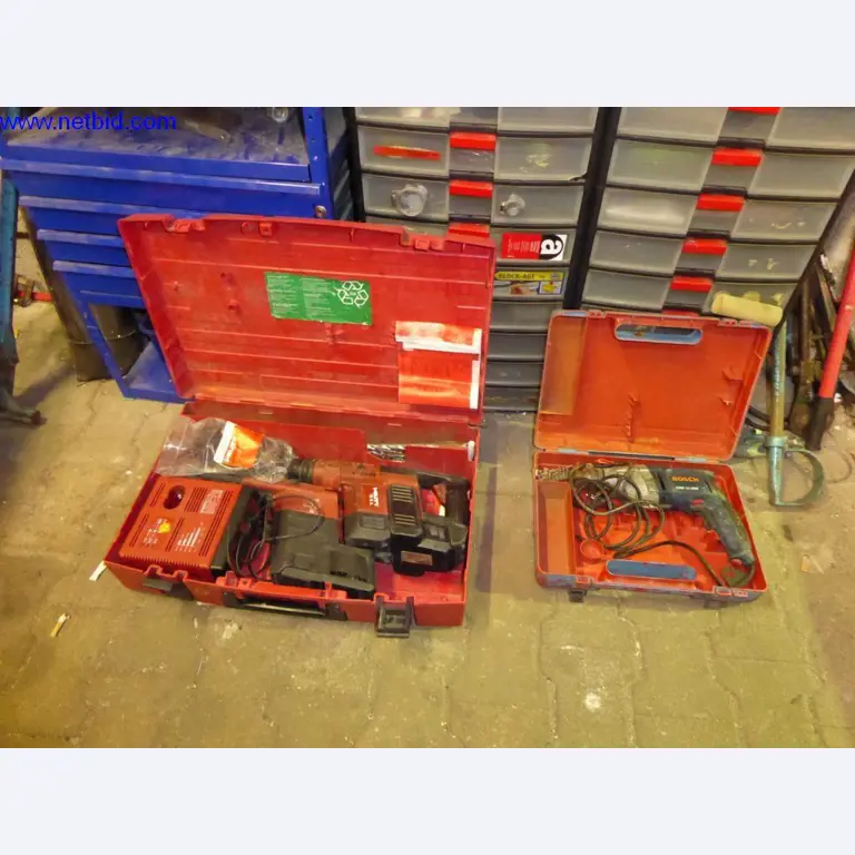 BGA, Warenvorräte, Montagematerial und Fahrzeuge aus dem Bereich Dachdeckerei-3